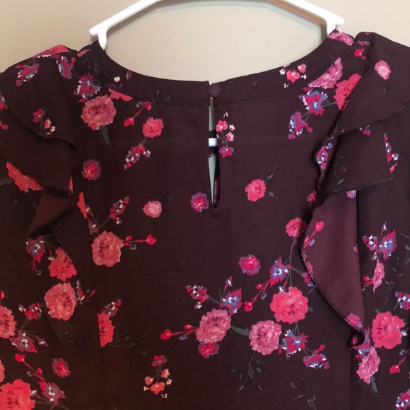 Elle Ruffle Sleeve Tank - Picture 3 of 3